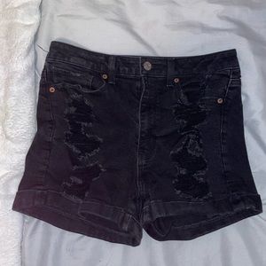 Black ripped American Eagle mom shorts